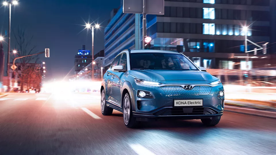 Kona Electric ruši mitove o automobilima na struju Iako su na automobilskoj sceni već desetljećima, električni automobili nisu tako uobičajeni poput vozila s motorima s unutarnjim izgaranjem. Upravo zato postoji mnogo mitova i zabluda koji su se stvorili oko električnih vozila.