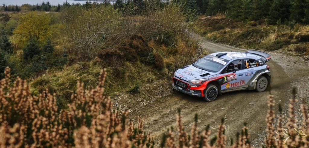Hyundai Motorsport momčad osigurala je najbolji plasman od kada se natječe u WRC-u Hyundai Motorsport momčad dopunila je listu uspjeha u tekućoj sezoni novim penjanjem na pobjedničko postolje i osvajanjem 3. mjesta na utrci u Walesu.