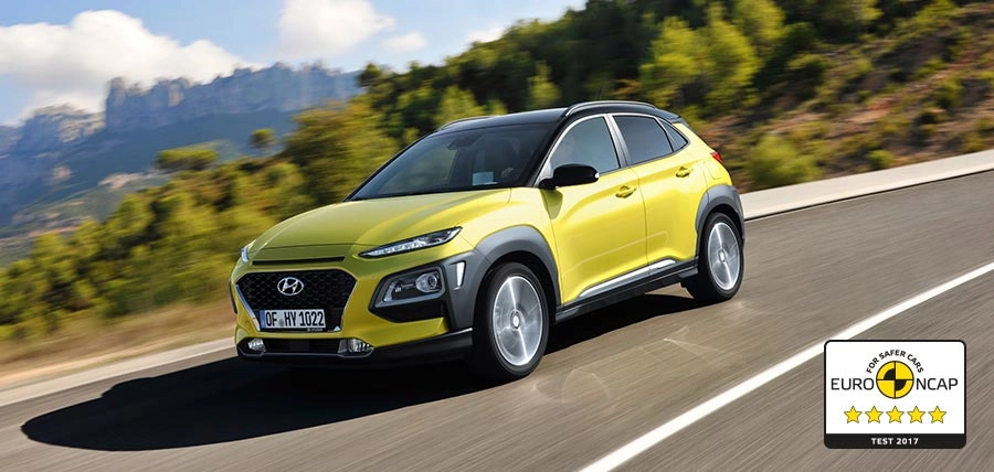 Hyundai KONA – 5 NCAP zvjezdica za sigurnost Hyundai KONA je dio prestižne kategorije najsigurnijih automobila na cestama. Tu titulu osigurala je dobivši svih 5 zvjezdica na neovisnom testiranju sigurnosti vozila koje provodi Euro NCAP.