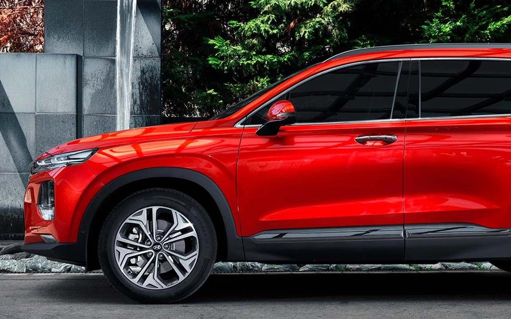 Hyundai dobio nagradu SAFETYBEST 2018. Hyundai je razvio sustav upozorenja putnicima na stražnjem sjedištu, što su prepoznali članovi žirija Autobesta i nagradili priznanjem SAFETYBEST 2018 za inovativnu sigurnosnu tehnologiju koja je predstavljena u novom Santa Fe modelu.