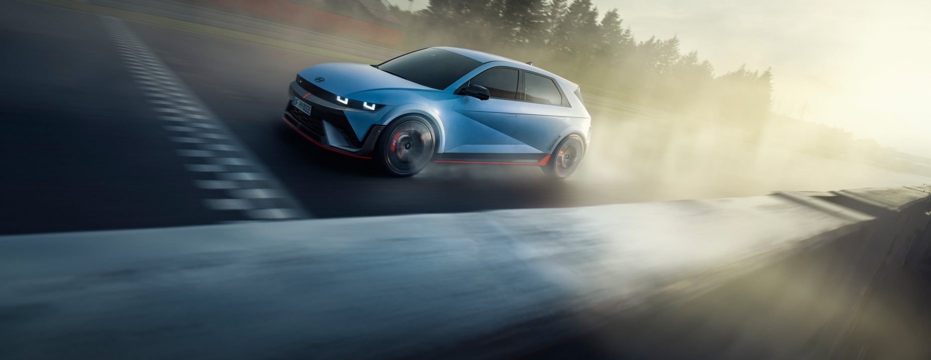 <span style="color:red">IONIQ 5N</span>