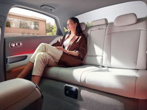 Pomoć pri sigurnom izlasku iz vozila (Safe Exit Assist, SEA).