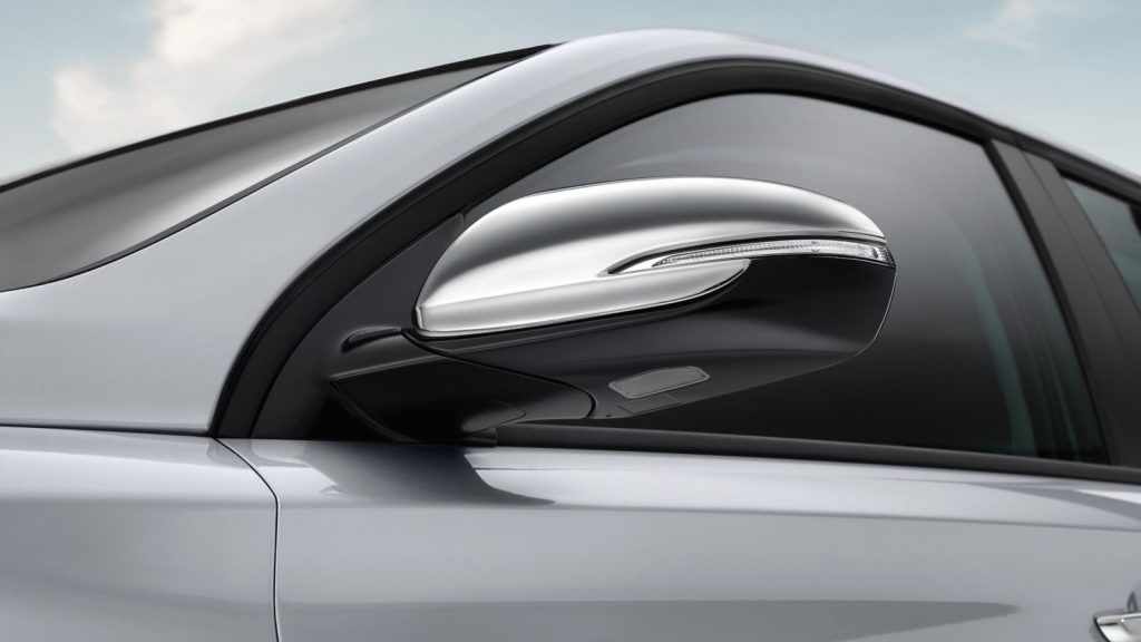 Poklopci retrovizora.