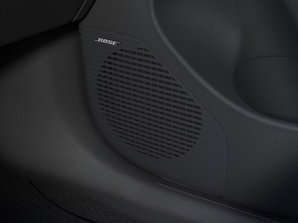 BOSE Premium audio sustav.