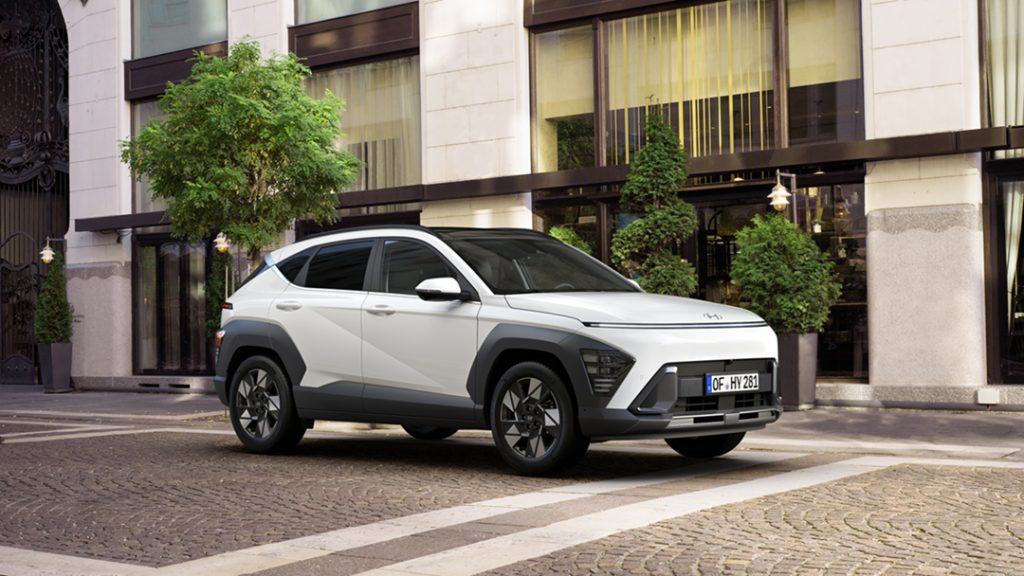 Posebno oblikovane crne obloge lukova kotača.