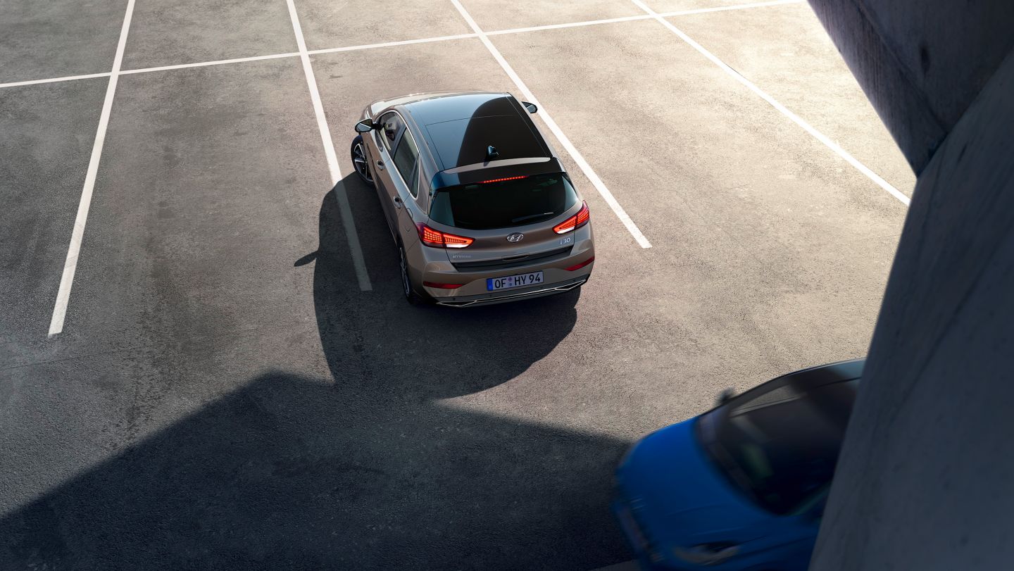 Novi i30 ima vrlo univerzalnu privlačnost zahvaljujući velikom izboru tipova karoserija, motora, sigurnosnih značajki i značajki povezivanja. 0