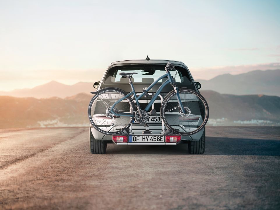 Nosač bicikala za sve kuke za vuču.