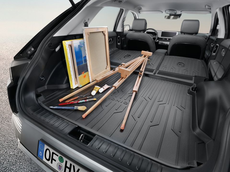 Obloga prtljažnika i produžetak obloge prtljažnika.