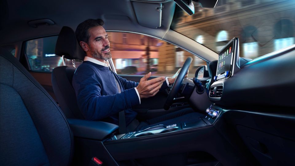 Razgovarajte sa svojim autom kako biste preuzeli kontrolu.