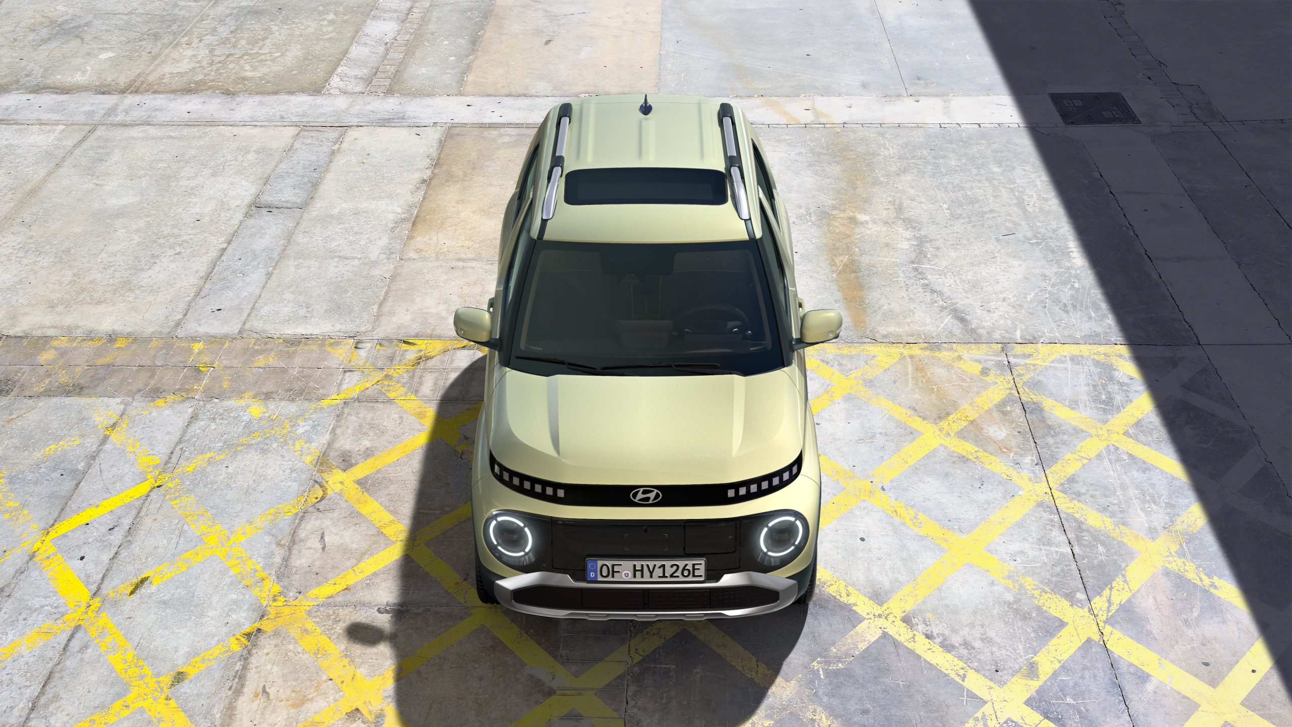 Jednostavno otvaranje panoramskog krova.